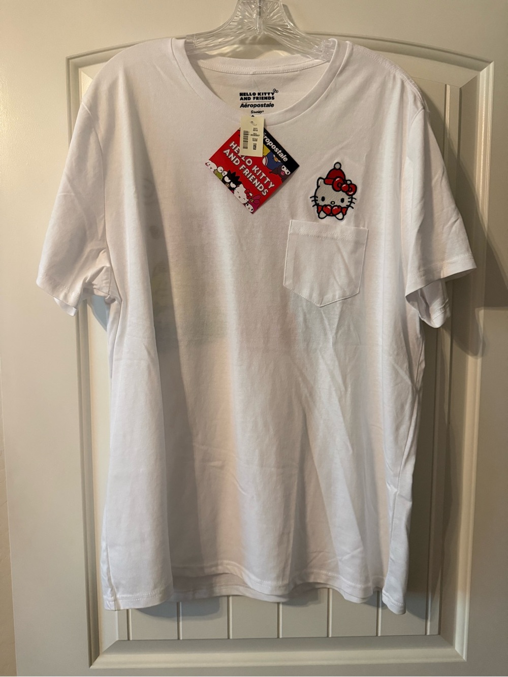 NWT Aeropostale Hello Kitty and Friends Winter Holiday Pocket Tee Unisex Size XL